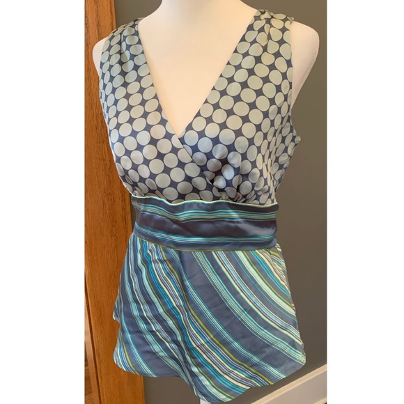 Old Navy 100% Silk Top with back ties - Picture 3 of 9